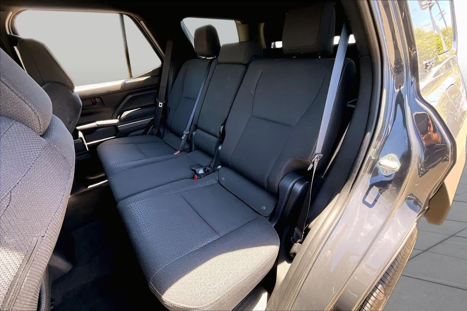 Used 2025 Underground Toyota SR5 image 20