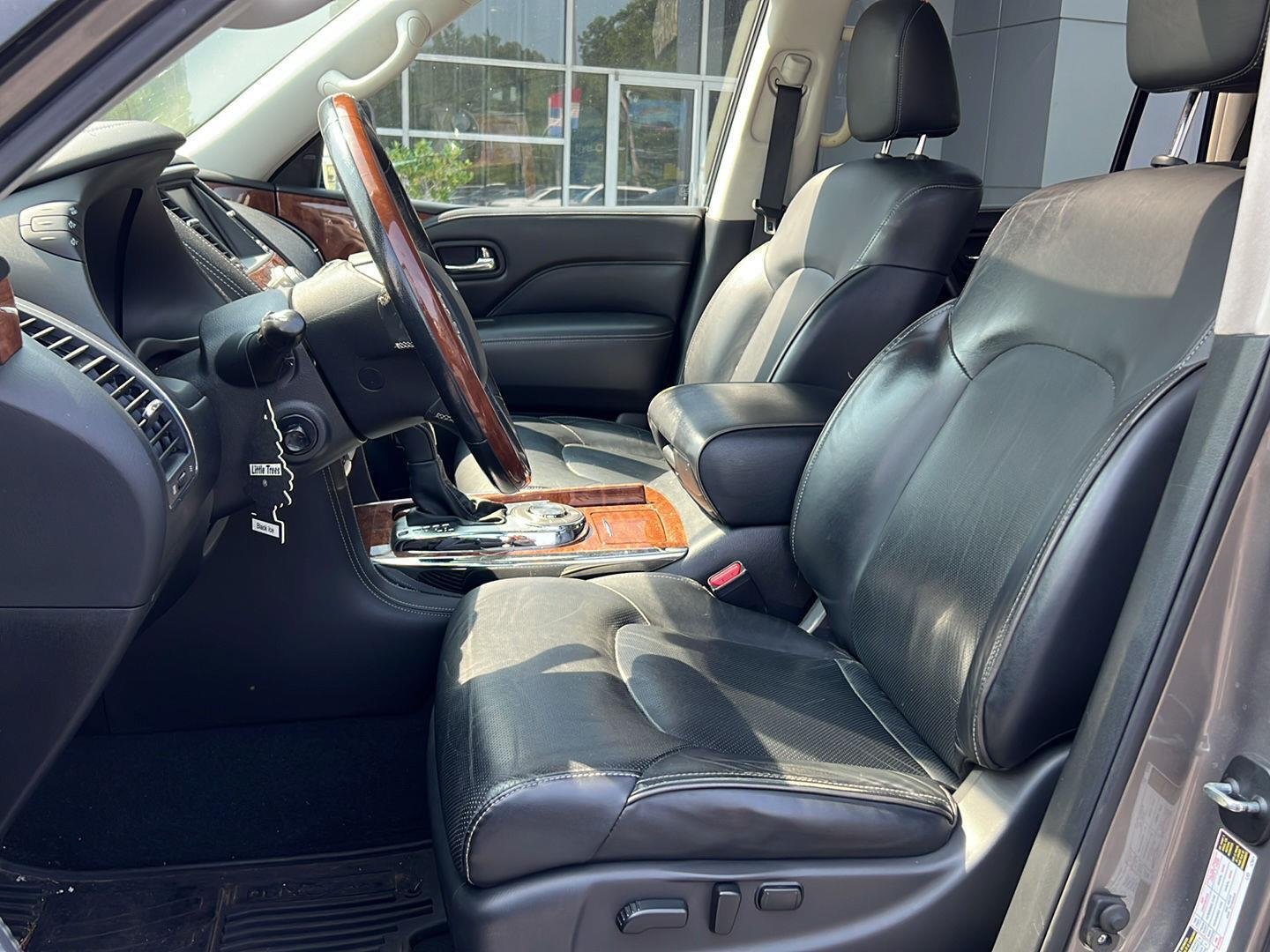 Used 2018 Smoky Quartz INFINITI 2WD image 9