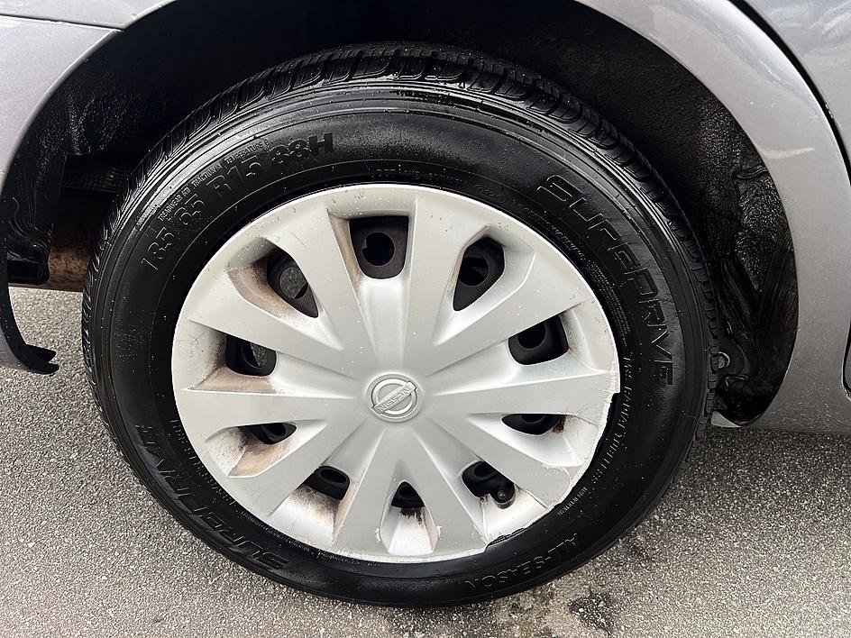 Used 2018 Gun Metallic Nissan S Plus image 11