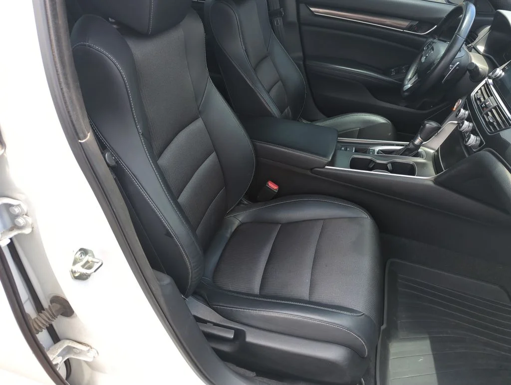Used 2018  Honda Sport image 35