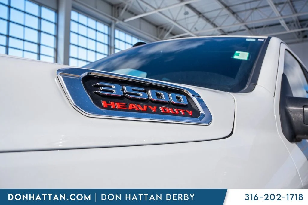 Used 2024 White Ram Big Horn image 41