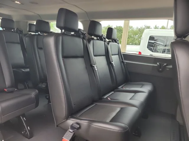 New 2026 Oxford White Ford XL image 12