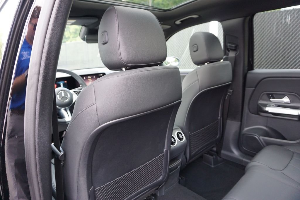2025 Mercedes-Benz GLB Base - Photo 48