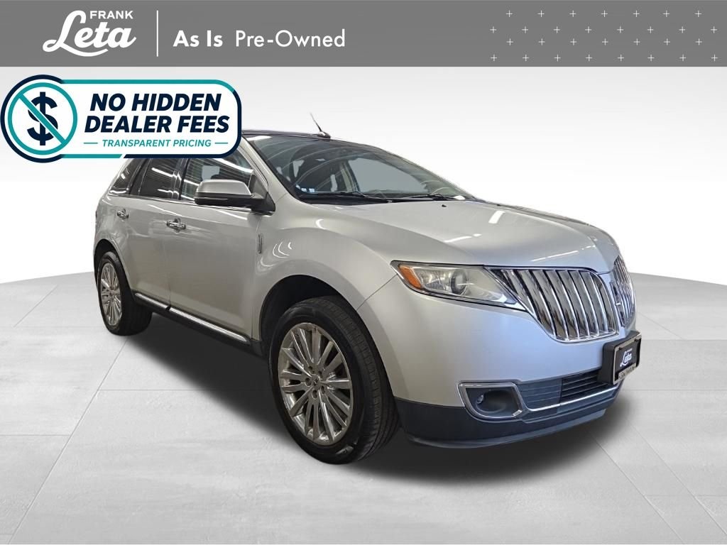 Used 2013 Ingot Silver Metallic Lincoln  image 10