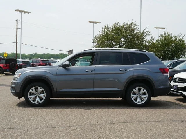 Used 2018 Gray Volkswagen Launch Edition image 4