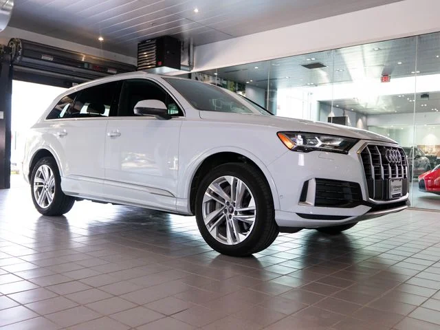 2021 Audi Q7 45 Premium Plus