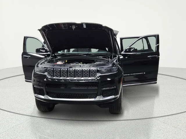 Used 2024 Black Jeep Summit image 6