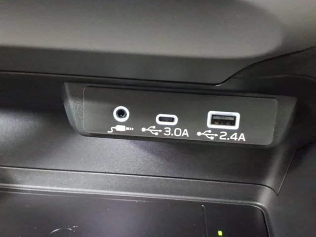 New 2026 MAGNETITE GRAY PEARL Subaru Limited Hybrid image 9