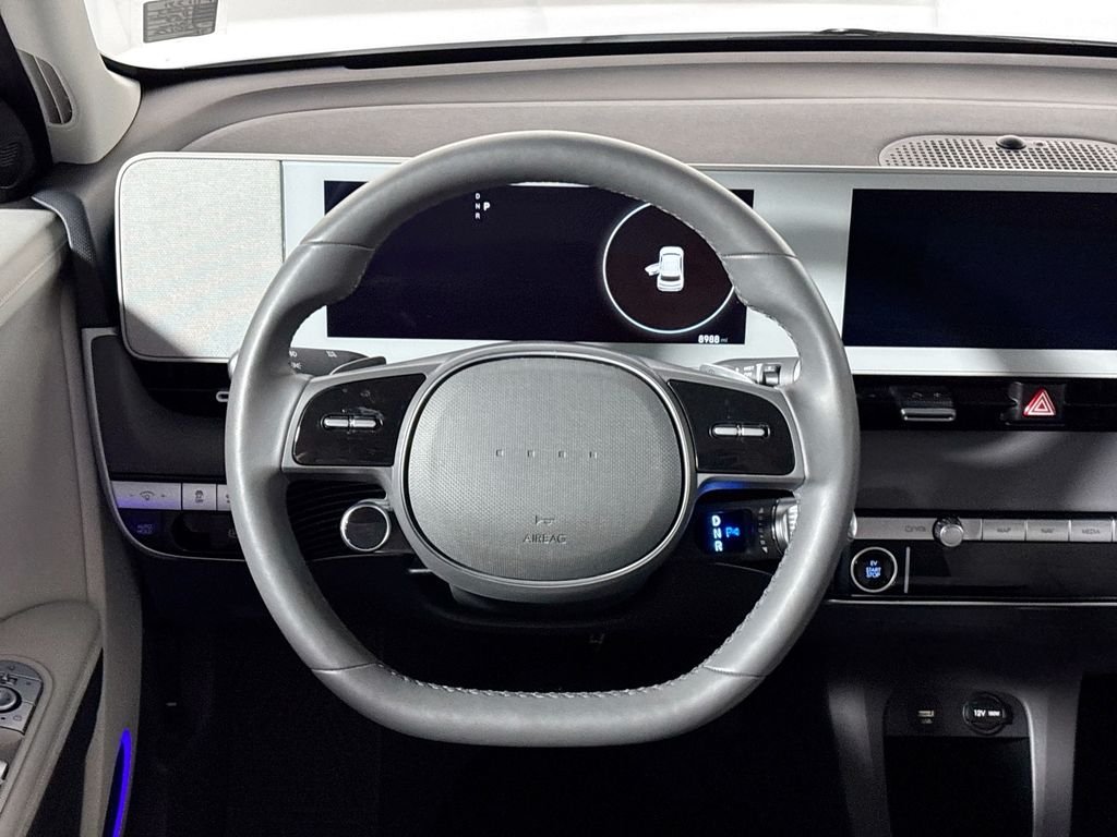 Used 2023 White Hyundai SEL image 13