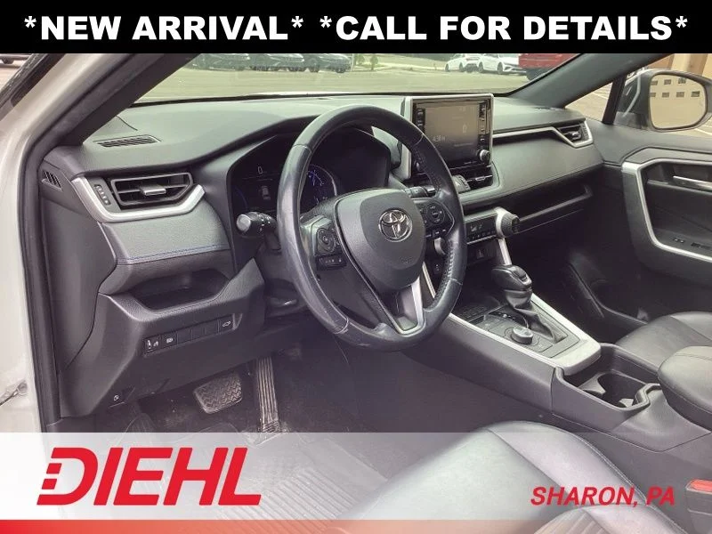 2020 Toyota RAV4 XSE - Photo 10