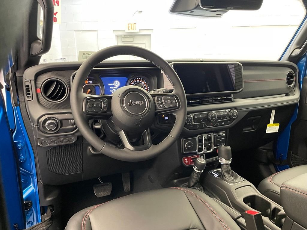 New 2026 Hydro Blue Pearl-Coat Exterior Paint Jeep Rubicon X image 11