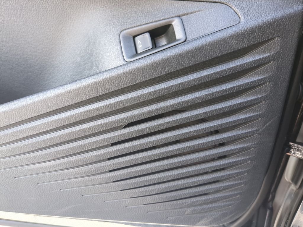 Certified Used 2024 Black Volkswagen Pro S image 19