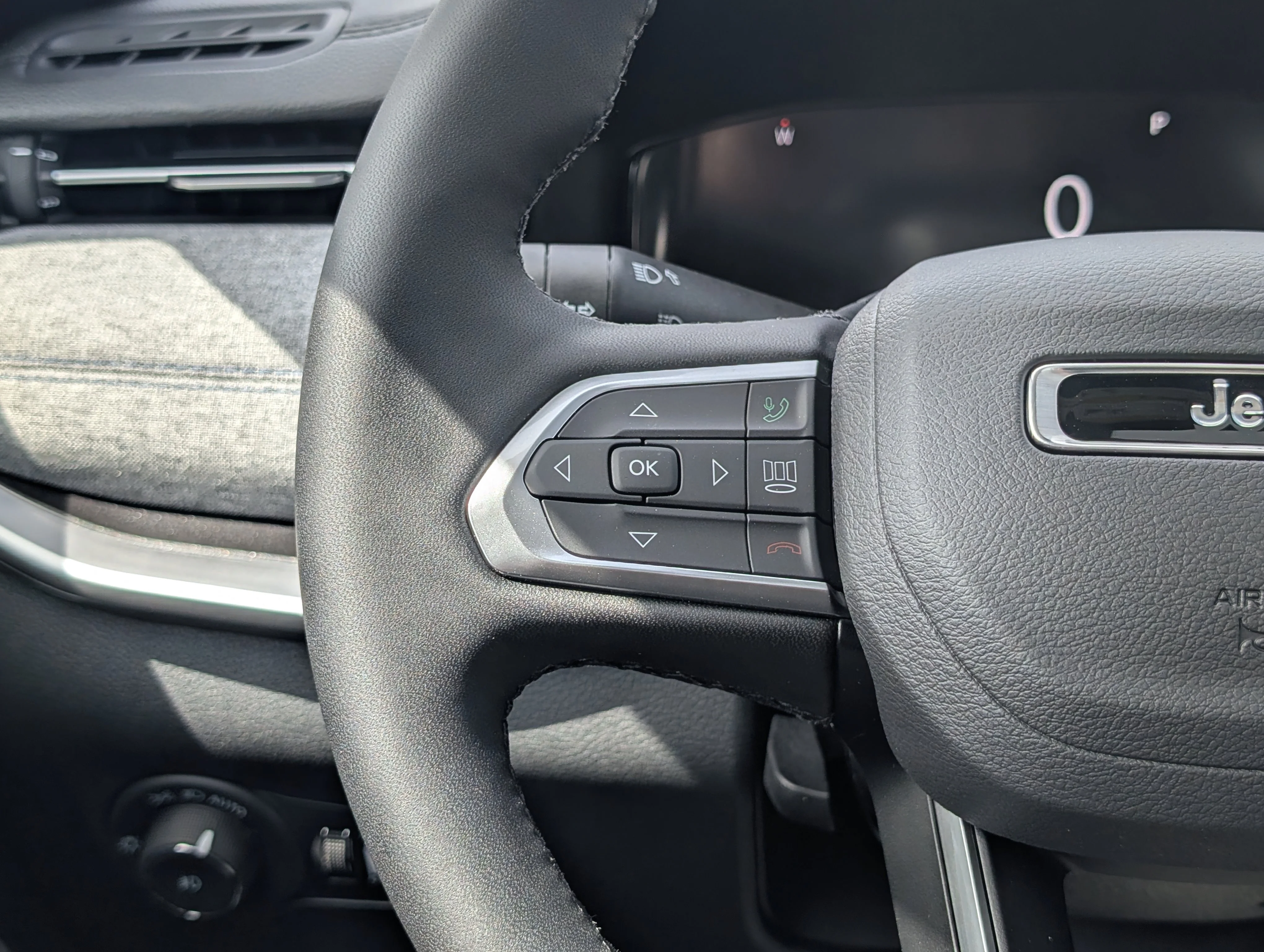 New 2026 Diamond Black Crystal Pearl Jeep North image 26