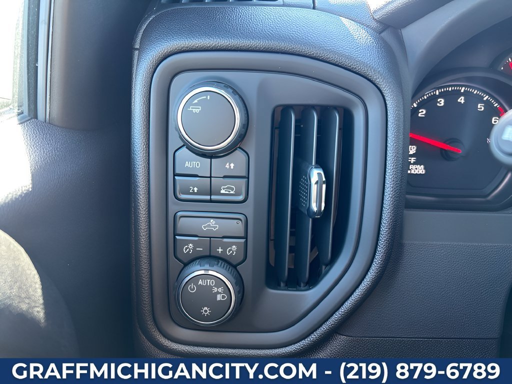 2026 Chevrolet Silverado 1500 Custom - Photo 18