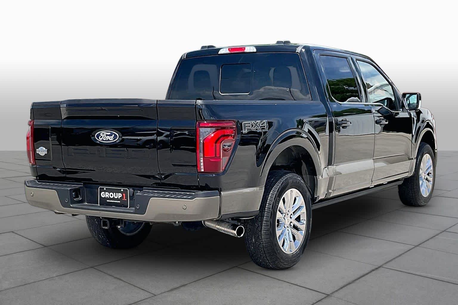 Used 2025 Agate Black/Marsh Gray Ford King Ranch image 13