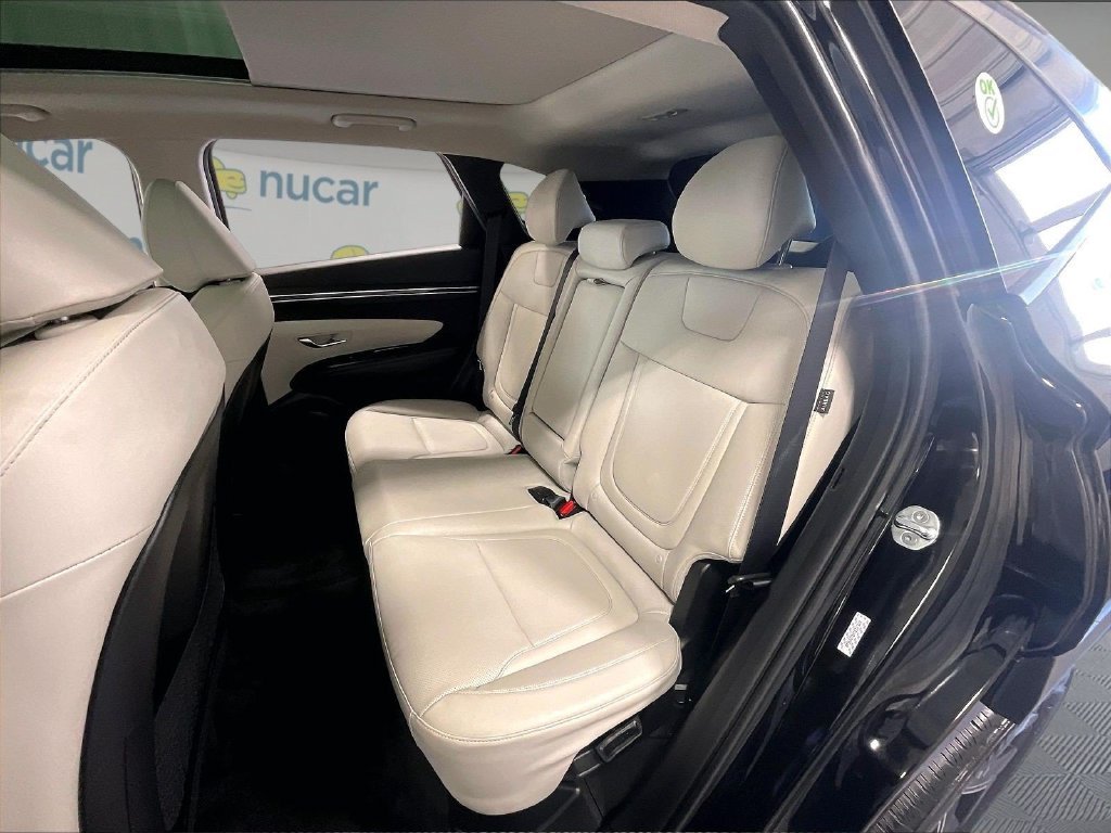 Used 2024 Black Hyundai SEL Convenience image 15