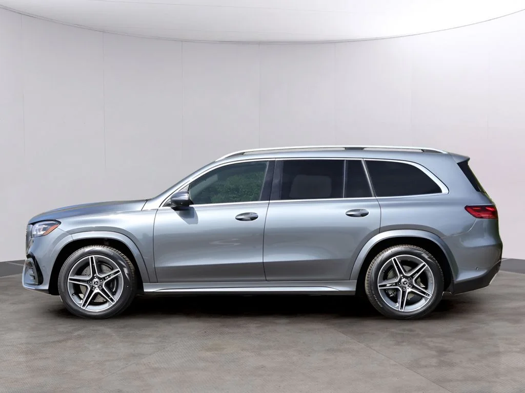 New 2026 Selenite Grey Metallic Mercedes-Benz GLS 450 image 4