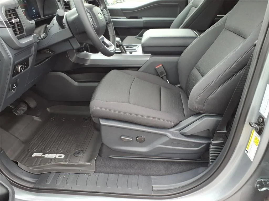 New 2026 Silver Ford XLT image 12