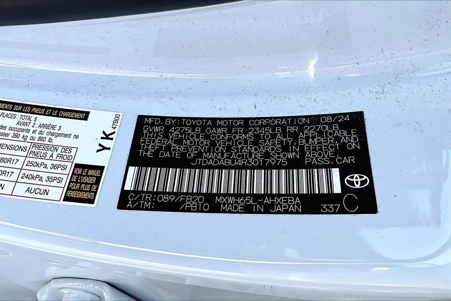 Used 2024 Wind Chill Pearl Toyota LE image 36