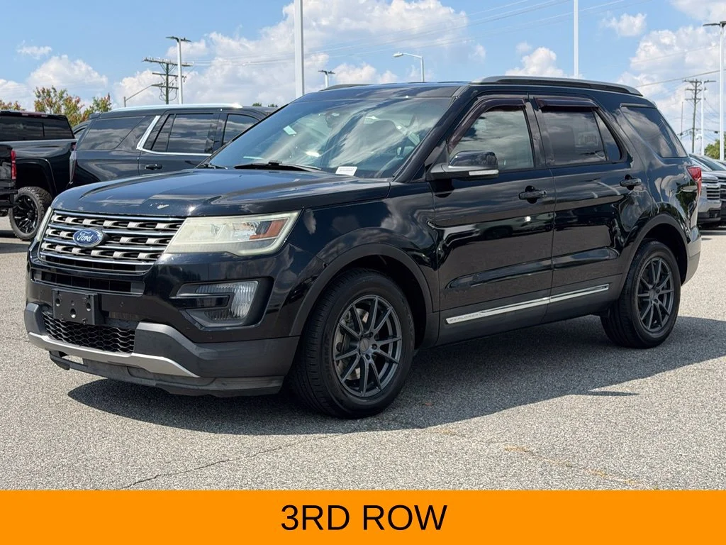Used 2016 Black Ford XLT image 5
