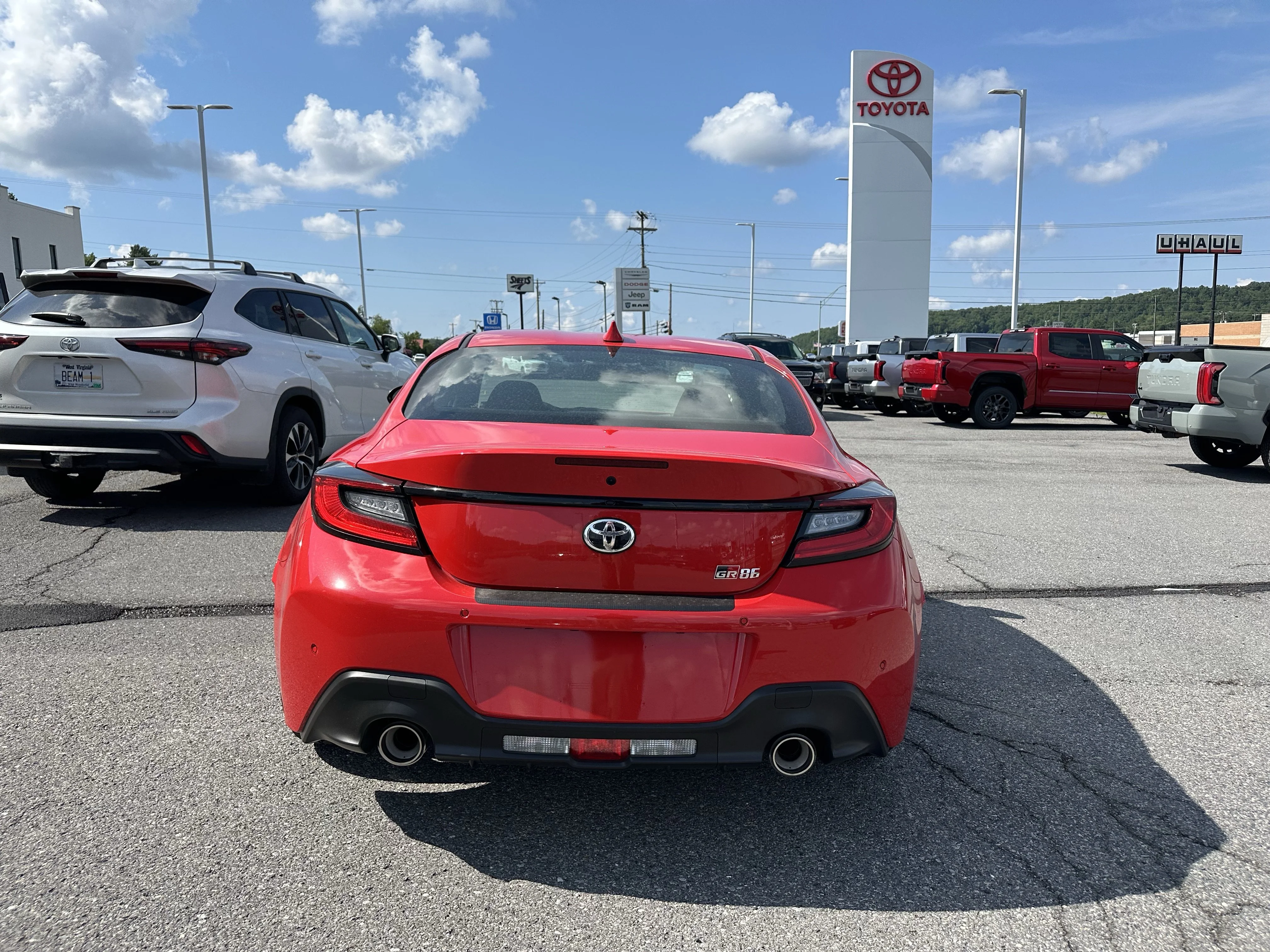 New 2026 Track bRED Toyota GR86 image 4