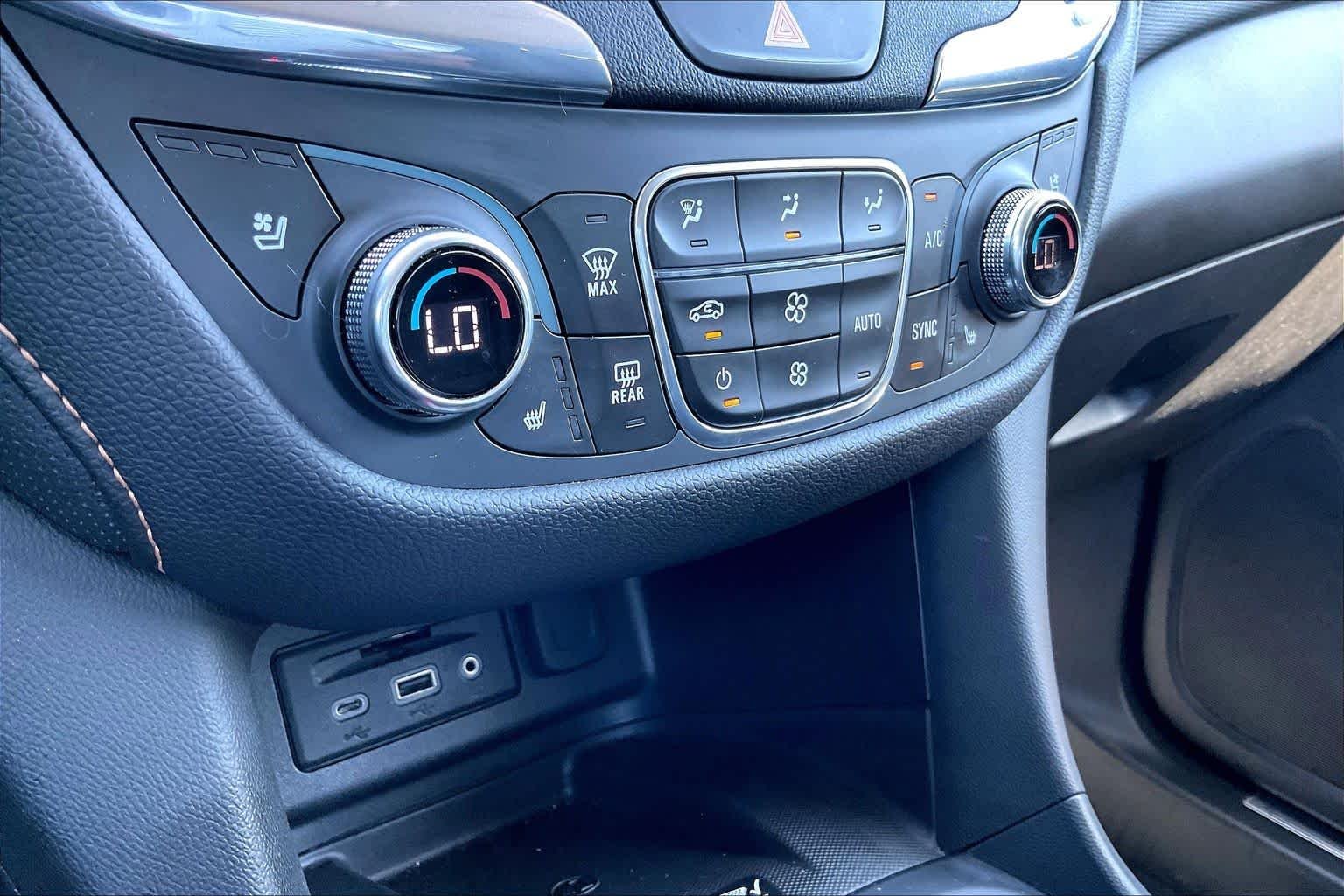 Used 2020 Nightfall Gray Metallic Chevrolet Premier image 34