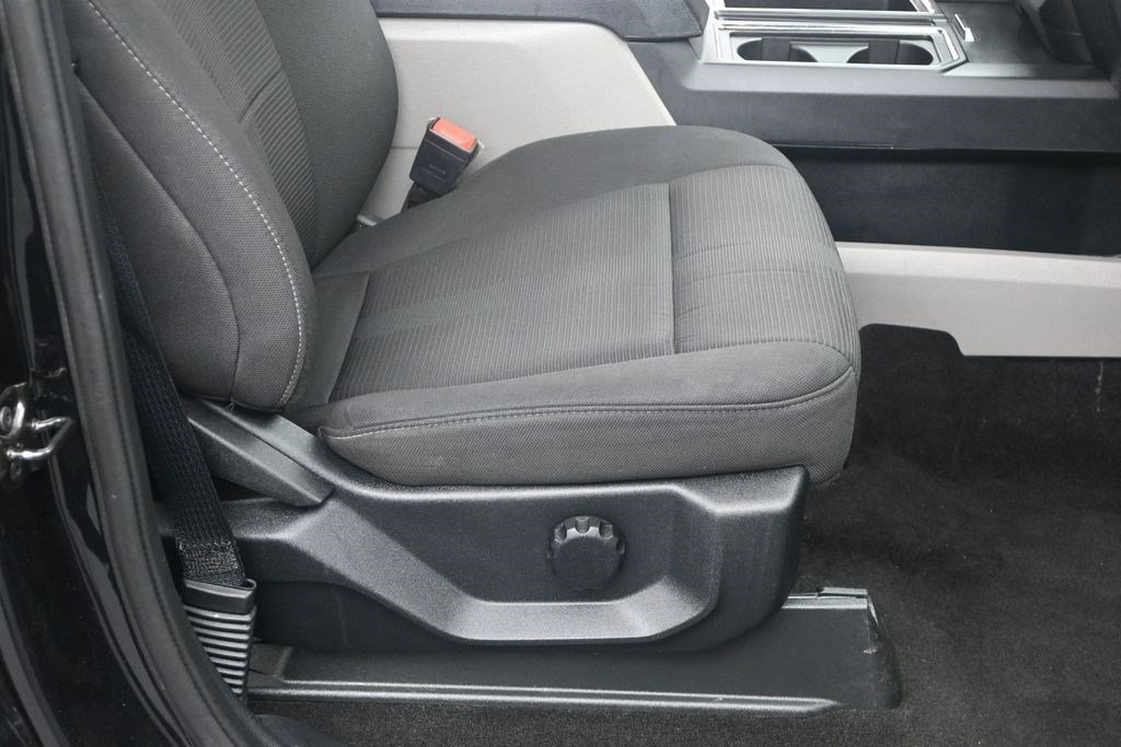 Used 2019 Agate Black Metallic Ford XL image 10