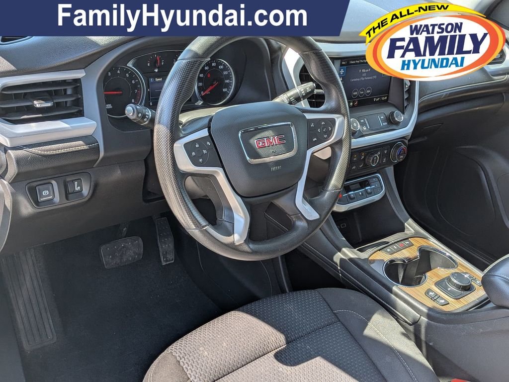 Used 2021 White GMC SLE image 11