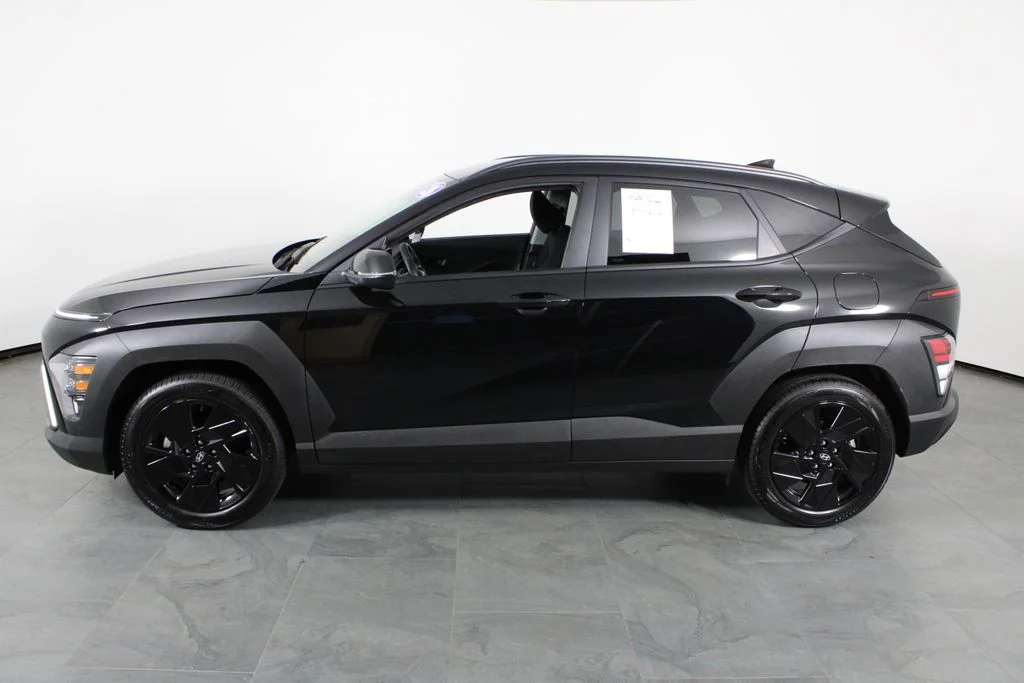 Used 2026 Black Hyundai SEL Sport image 12