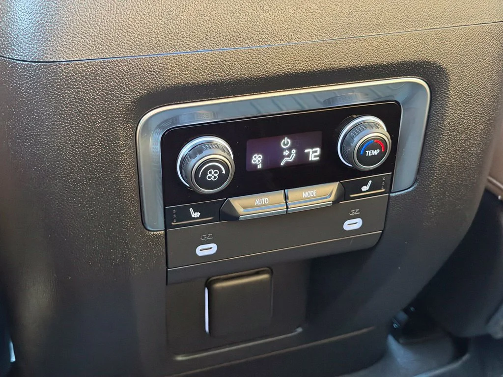 Used 2023 Gray Chevrolet Premier image 26