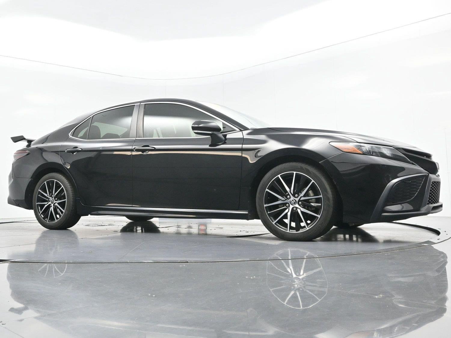 Used 2021 Midnight Black Metallic Toyota SE image 45