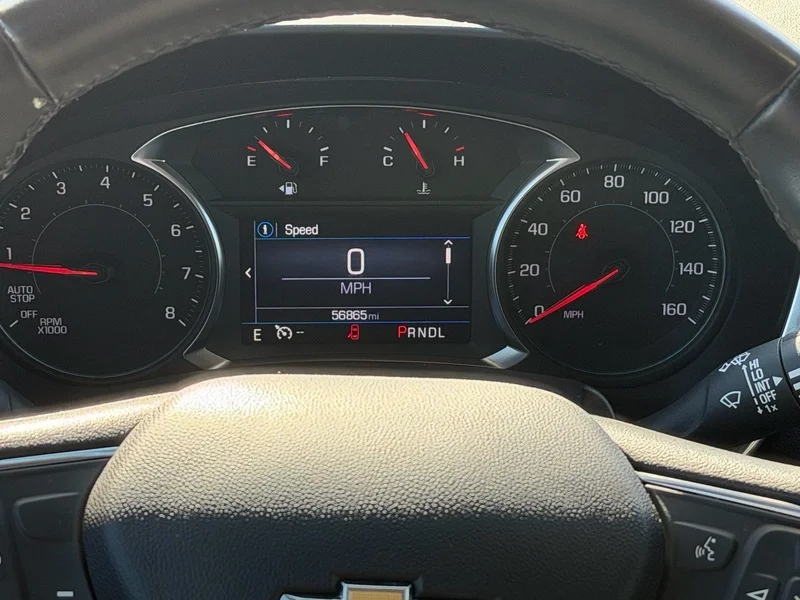 Used 2024 Summit White Chevrolet LT image 9