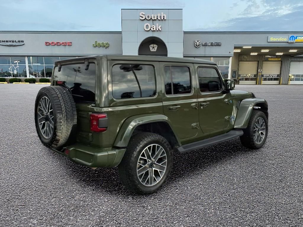 Used 2024 Green Jeep High Altitude 4xe image 3