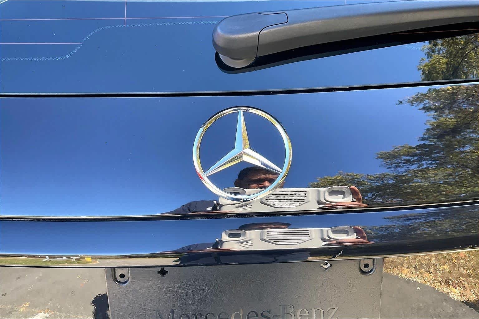 Used 2024 Obsidian Black Metallic Mercedes-Benz AMG® GLC 43 image 32