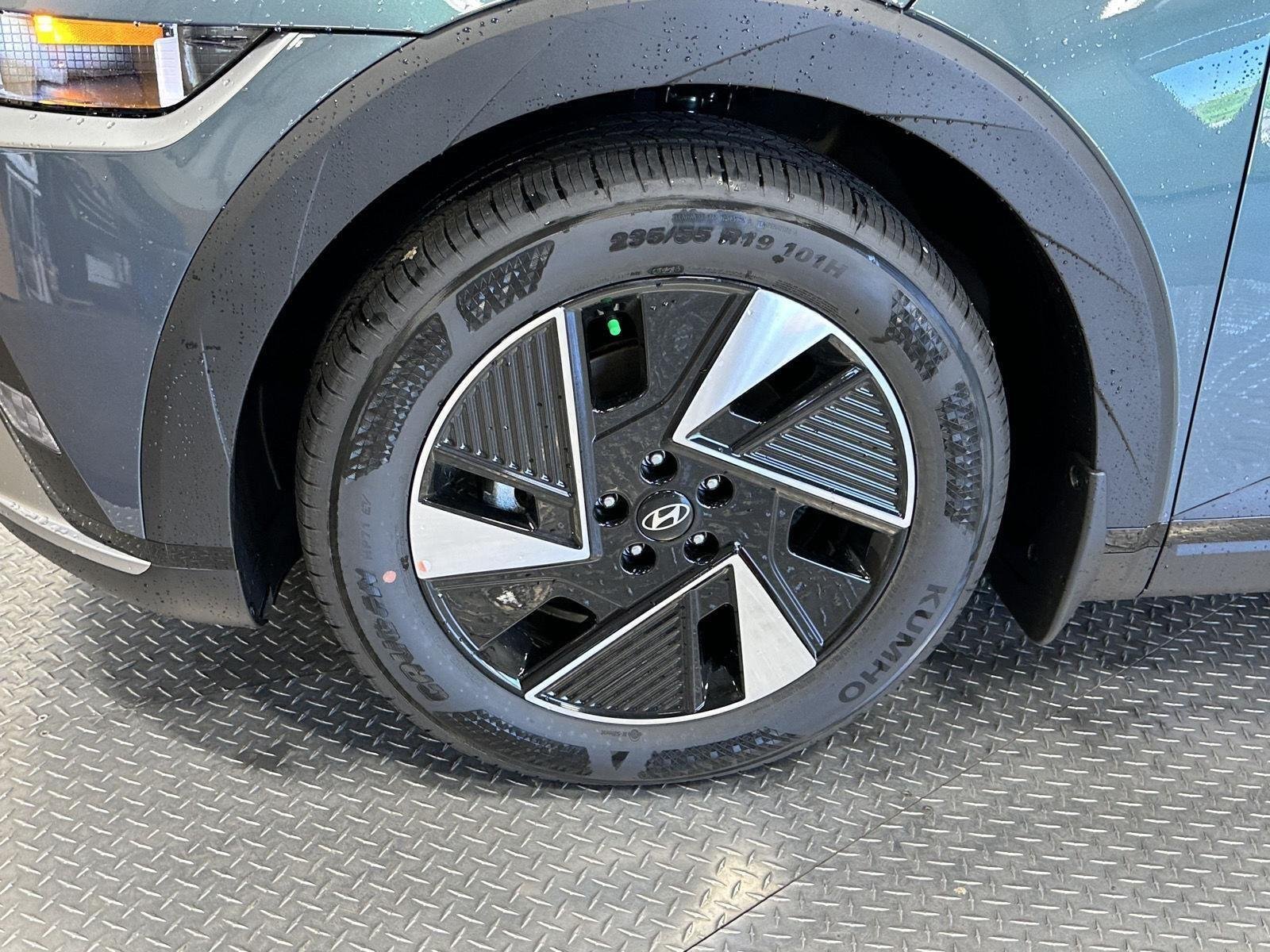 New 2026 Digital Teal Hyundai SEL image 16