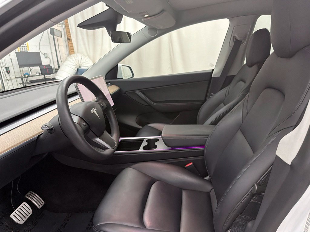 Used 2022 White Tesla Performance image 12