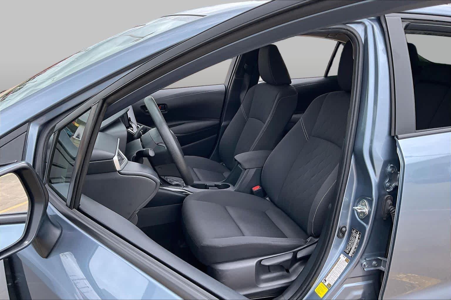Used 2025 Celestite Toyota Hybrid LE image 8