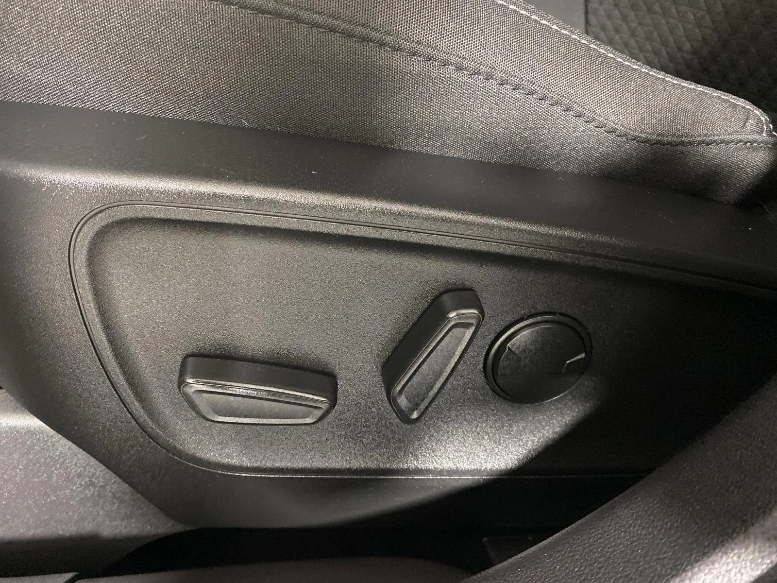 Used 2023 Agate Black Ford Active image 14