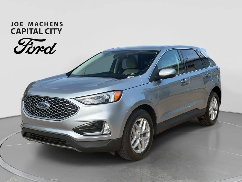 Used 2024 Iconic Silver Metallic Ford SEL image 9