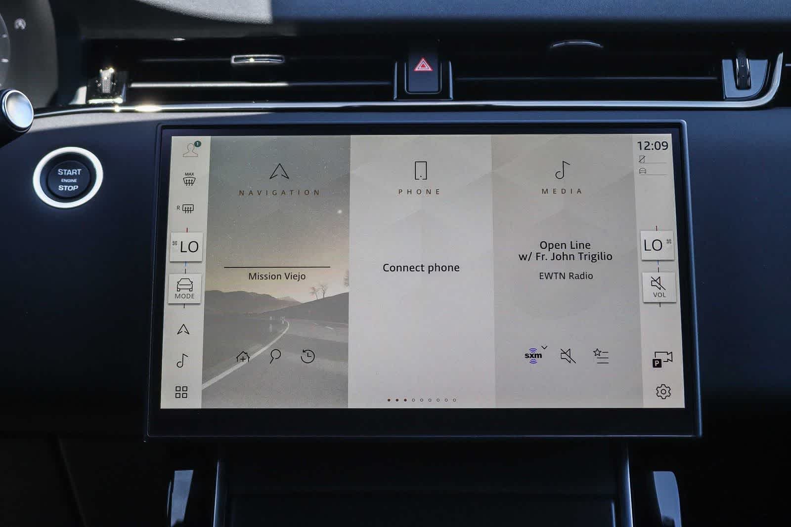 New 2026 Santorini Black Land Rover Core S image 13