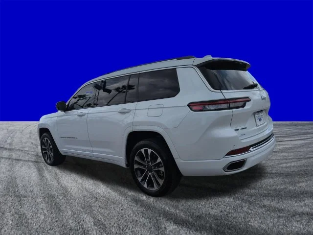 Certified Used 2023 Bright White Clearcoat Jeep Overland image 6