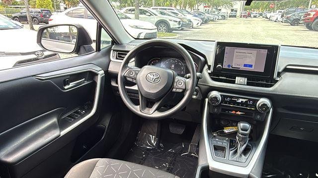 Certified Used 2023 MAGNETIC GRAY MET. Toyota  image 15
