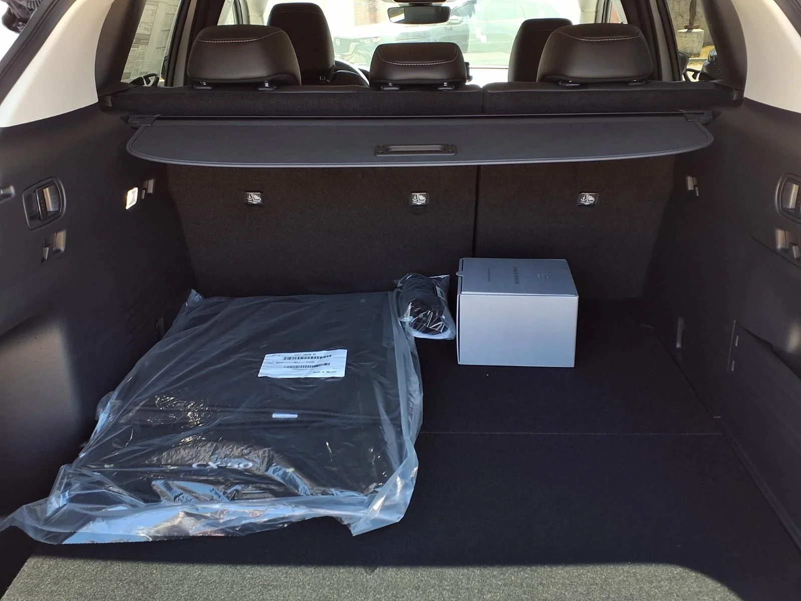 New 2026 Wind Chill Pearl Mazda Preferred AWD image 7