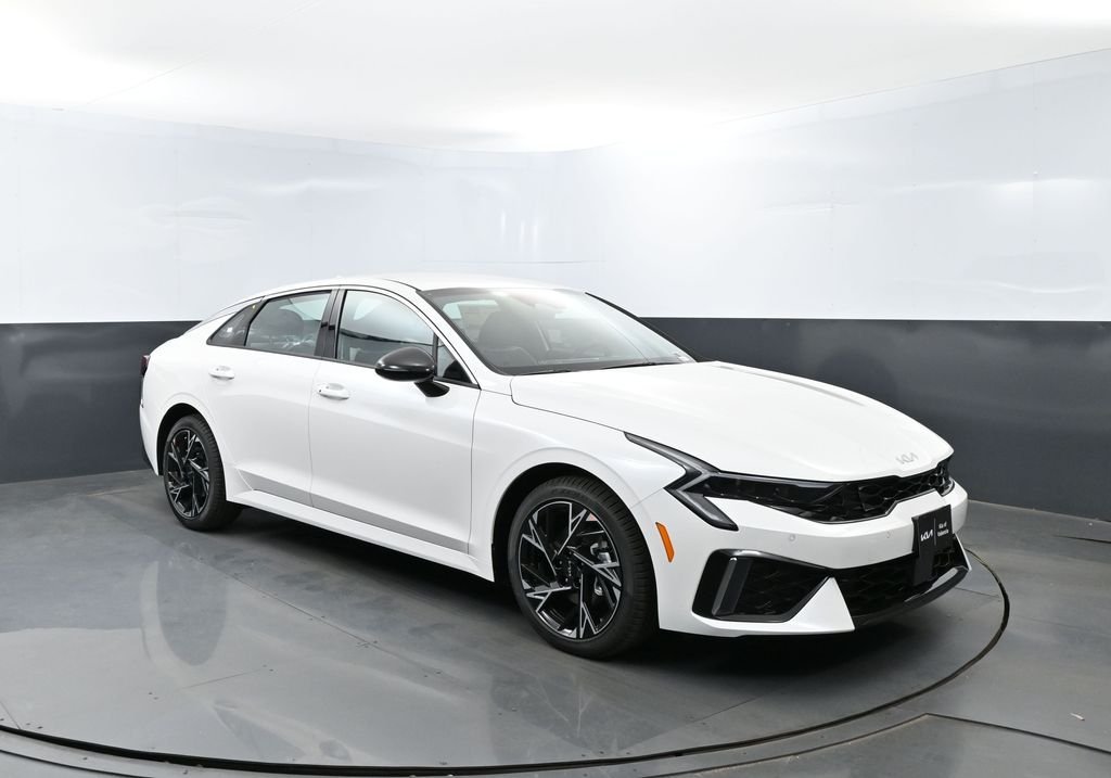 New 2026 Snow White Pearl Kia GT-Line FWD image 3