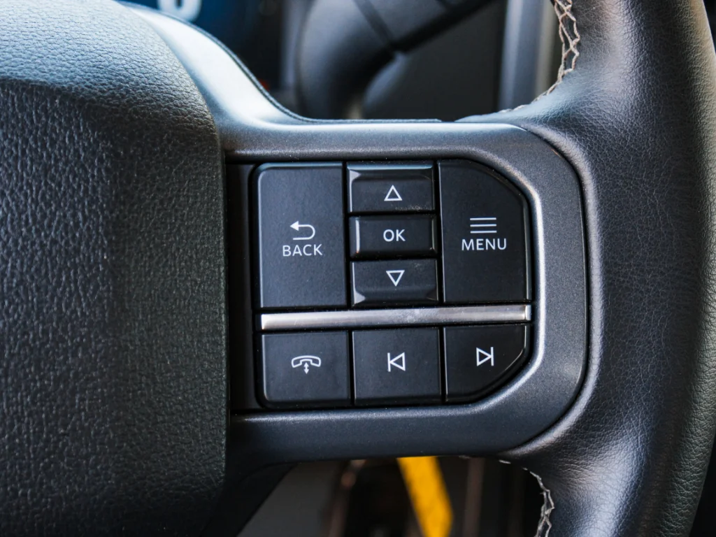 Used 2025 Blue Ford XLT image 13