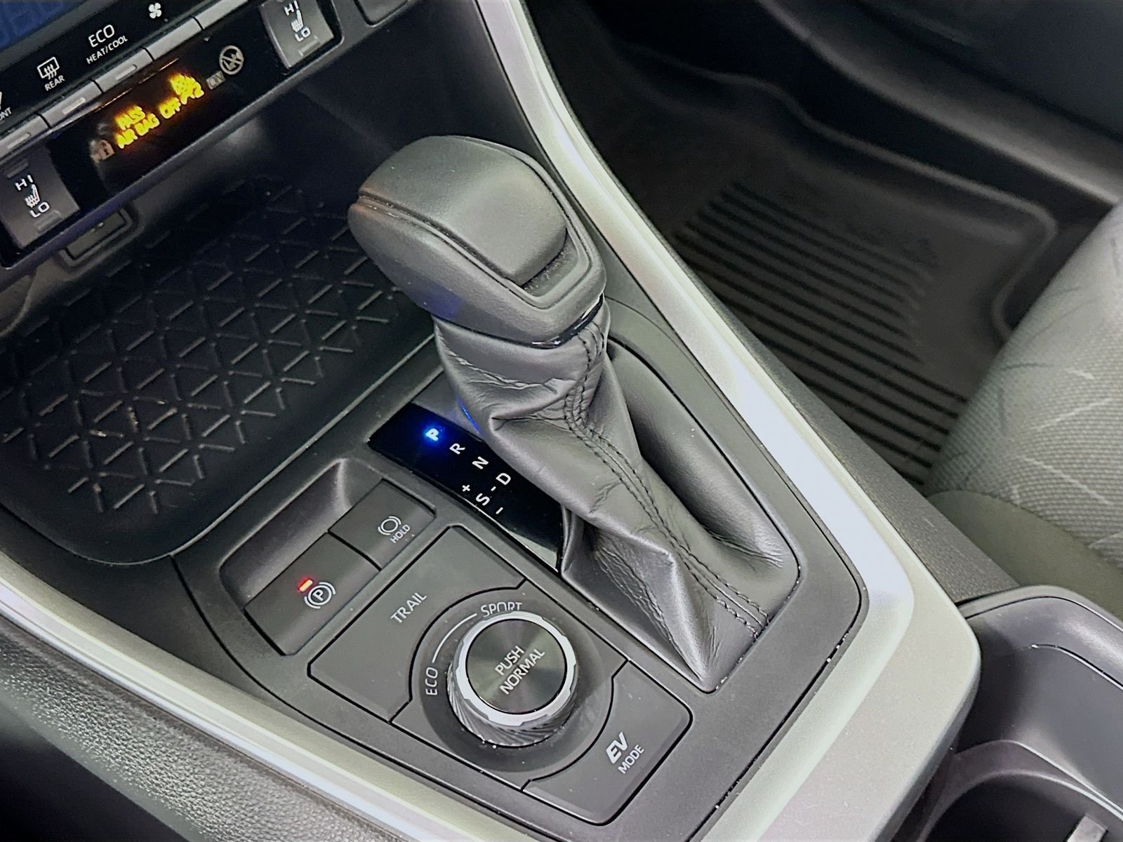 Used 2025 Midnight Black Metallic Toyota XLE image 17