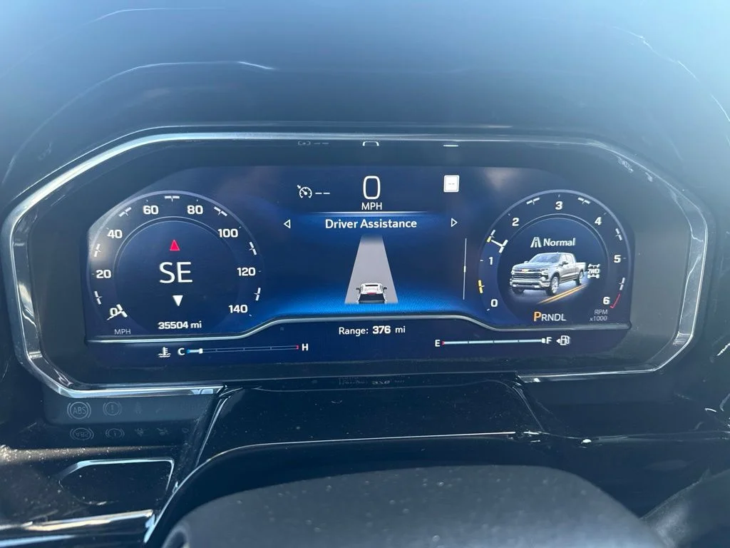 Used 2023 Black Chevrolet LT image 10