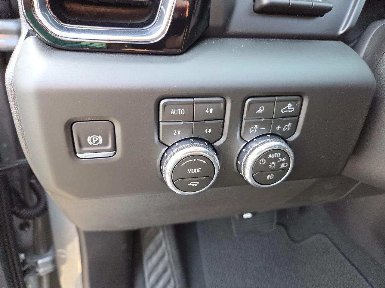 New 2026 Sterling Metallic GMC Denali image 6