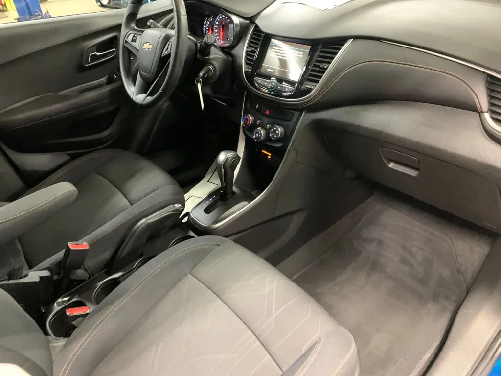 Used 2019 PACIFIC BLUE METALLIC Chevrolet LT image 16