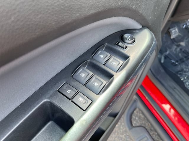 Used 2020 Red Chevrolet 4WD Z71 image 11